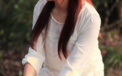 美女被绑在床头四角摸